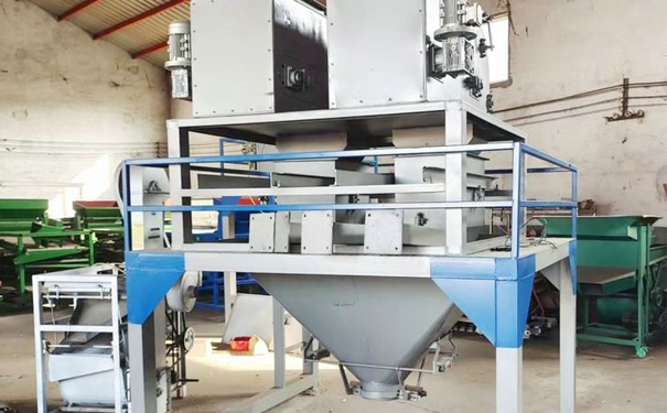 糧食包裝機(jī) 糧食包裝機(jī)