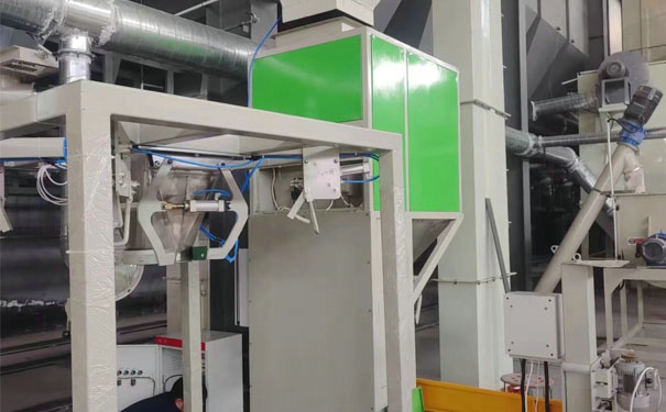 顆粒包裝機(jī)器